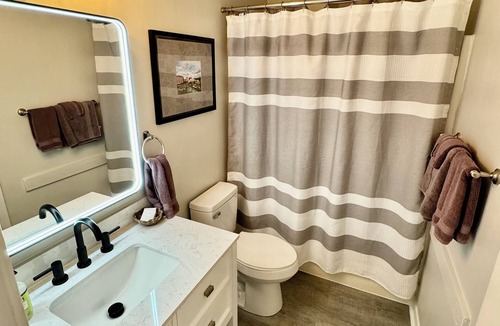 Cleveland House | Honnoll's High Cotton Guesthouse
