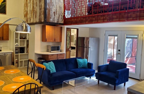 Makiki Cottage | Honolulu 2 bedroom Cottage