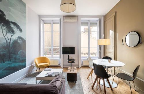 Bellecour - Hotel Dieu Apartment | Honorê - Suite Barre