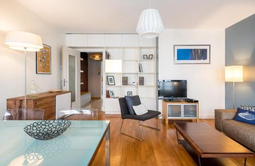 Voltaire - Saint Amour Apartment | HONORÊ - SUITE VENDÔME