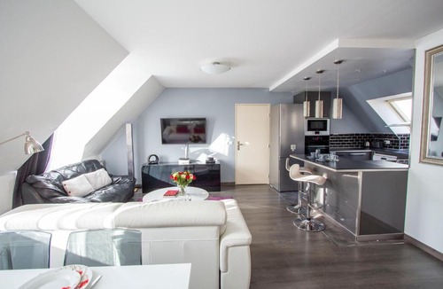 Marais House | HONORINE PARIS CENTRE