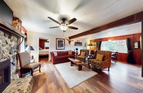 Joseph House | Honors Nook