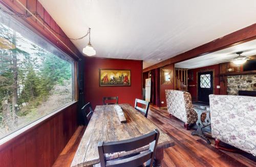 Joseph House | Honors Nook