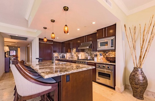 Honokowai Condo | Honua Kai | 4 Free Rental Cars | KBM Resorts | Wrap Around Lanai | 4 Multi-Listing Units, 11 Bedrooms | HK ML-3464