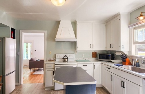 Hoodsport House | Hood Canal Getaway