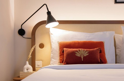 Les Eaux-Vives Hotel | HOOD Hôtel