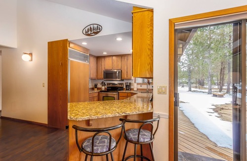 Sunriver House | HOOD03 - Remodeled Home, Private, Quiet Setting, Hot Tub