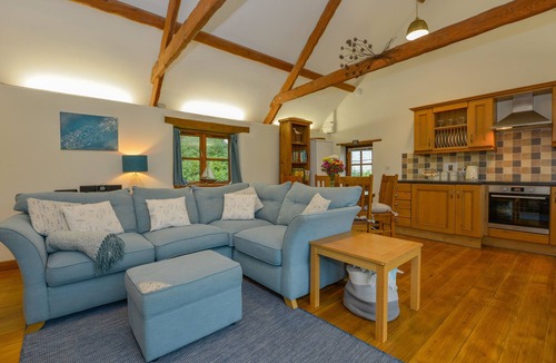 Pelynt Cottage | HOOK COTTAGE, pet friendly, with open fire in Looe