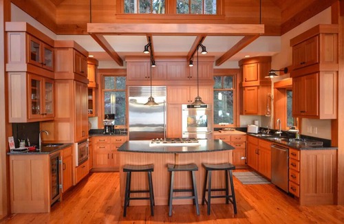 Orcas House | Hook's Nest- Magnificent Waterfront Home