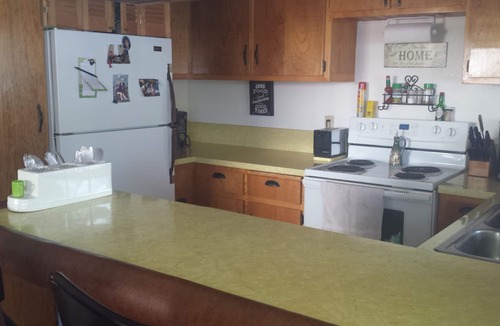 Loon Lake House | Hook, Wine & Sinker Escape nDeer Lake Waterfront