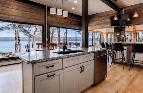 Valois House | Hook Wine & Sinker - Stunning 6 Bedroom Contemporary on Seneca Lake!