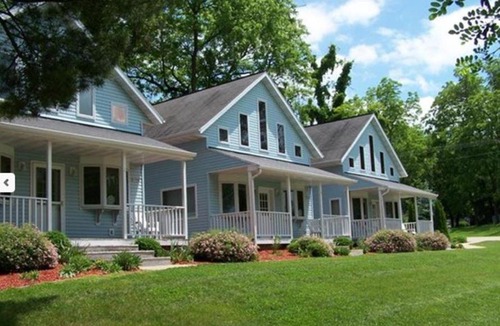 Poynette House | Hookers Resort Cabin Home 1