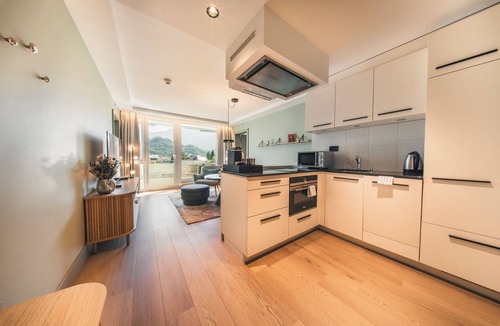 Unterseen Hotel | HOP Apartments & Suites
