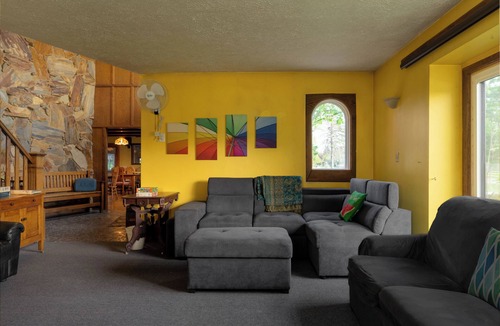 Fennville Bed & Breakfast | Hop & Vine Inn