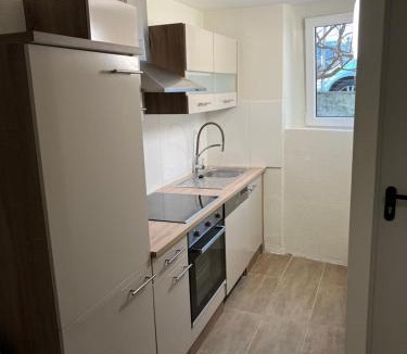 Belmont-sur-Lausanne Apartment | Hop Zanzíbar