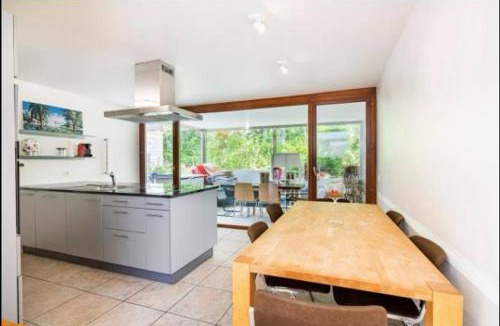 Belmont-sur-Lausanne Villa | Hop zanzibar 1