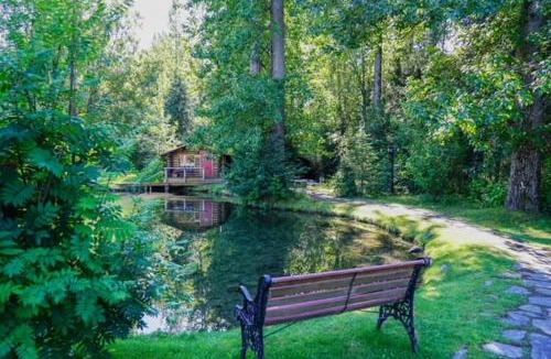 Hope Cabin | Hope Alaska's Bear Creek Lodge
