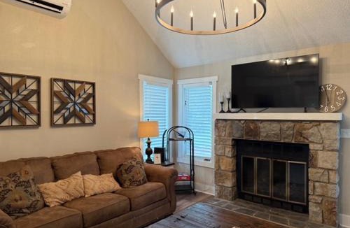 White Haven House | Hope's Hideaway