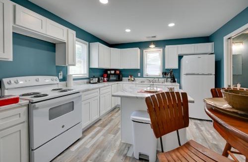 Hopkinsville House | Hopkinsville Home Near Parks and Museums!