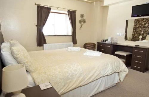 Middlewich Bed & Breakfast | Hopley House