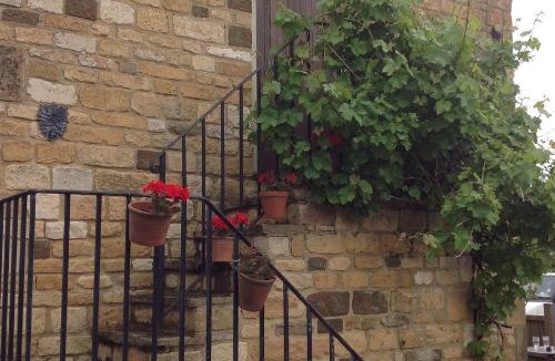 Whichford Apartment | Hops and the Vines