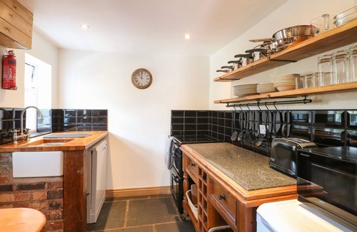 Doveridge Cottage | Hops Cottage