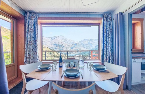 Les Almes Apartment | Horizon 2000 (Le Lac) by Interhome