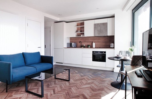 Lansbury Apartment | Horizon: A Modern Luxury Studio