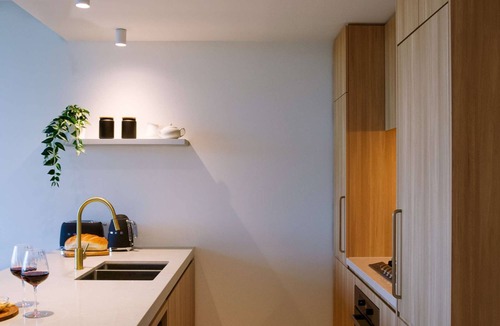 Frankston Apartment | Horizon Bliss - 4pm check out Sundays*