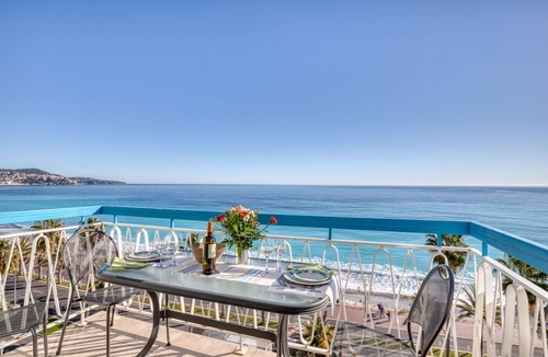 Les Baumettes Apartment | Horizon Blue Lux Apartment