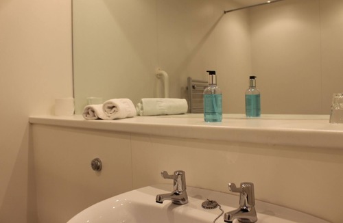 Ayr Hotel | Horizon Hotel