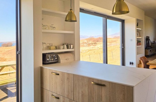 Breakish House | Horizon House by Interhome