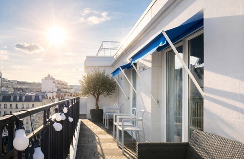 Ternes Apartment | Horizon House - Private rooftop and panoramic view