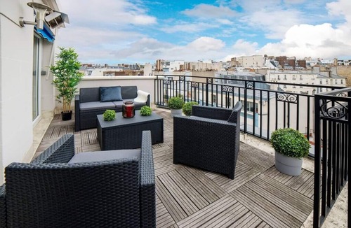 Ternes Apartment | Horizon House - Private rooftop and panoramic view