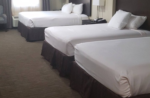 Pearsall Hotel | Horizon Inn & Suites - Pearsall