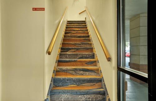 Avenel Hotel | Horizon Inn