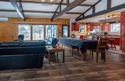 Madawaska County Ski Chalet | Horizon/Lakefront/Skidoo & Nature Adventure