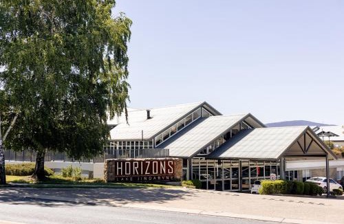 Jindabyne Hotel | Horizons Lake Jindabyne