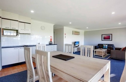 Salamander Bay Villa | Horizons Retreat