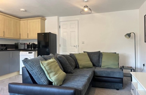 Horley Apartment | Horley Apartments Flat 3