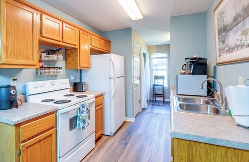 Horn Lake House | Horn Lake Vacation Rental ~ 14 Mi to Memphis!