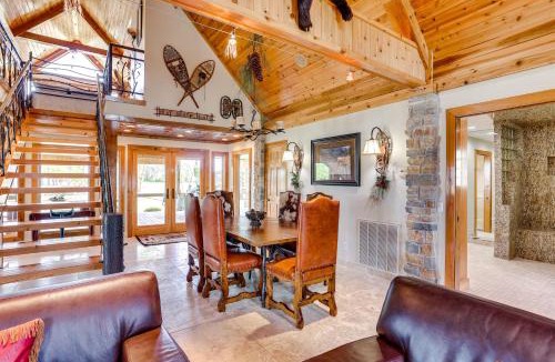 Deering House | Hornersville Vacation Rental w/Private Pond!