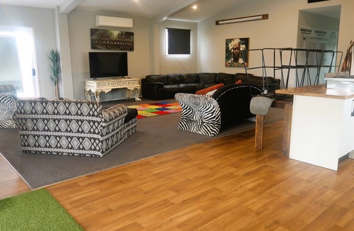 Horotiu House | Horotiu group Accomodation