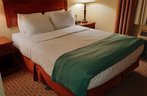 McCook Hotel | Horse Creek Inn