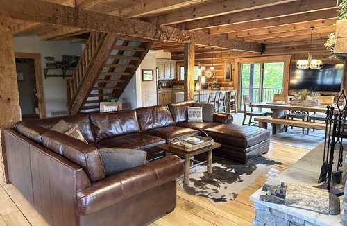 Loveland Cabin | Horse Ranch Log Home w/Hot Tub & Lake!