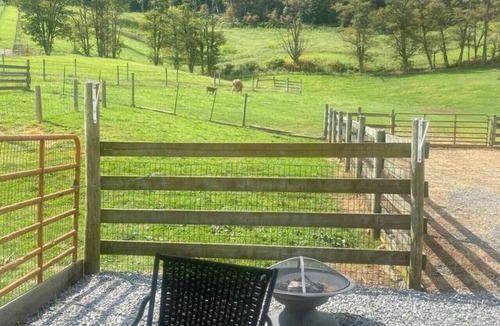 Mouth of Wilson RV Rental | Horse Stable Hookup Near Grayson Highlands