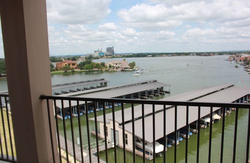 Horseshoe Bay Condo | Horseshoe Bay Escape - Lakefront Corner Condo