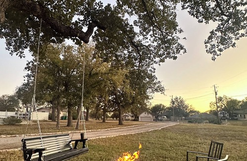 Horseshoe Bay House | Horseshoe Bay & Marble Falls TX SLEEPS 16 Three KING Beds Boat Rental