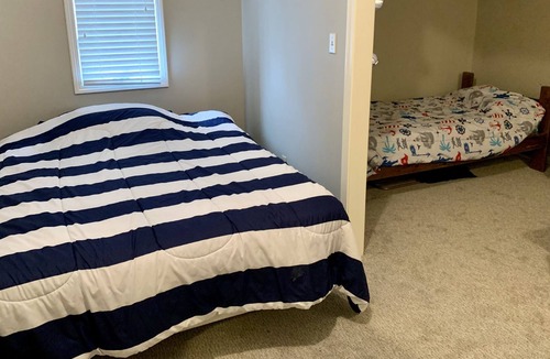 Horseshoe Lake House | Horseshoe Lake Oasis