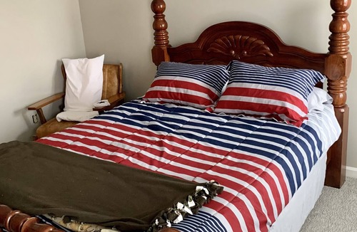 Horseshoe Lake House | Horseshoe Lake Oasis